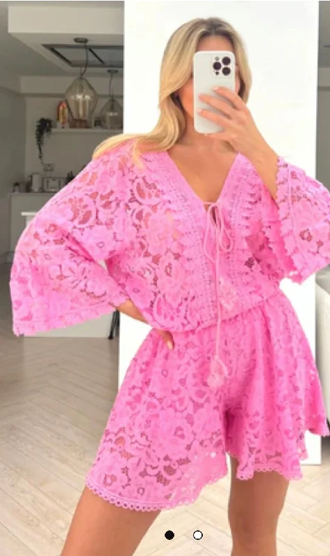 PINK LACE BLOUSE SHORT COORD SET Best mini dresses for plus size