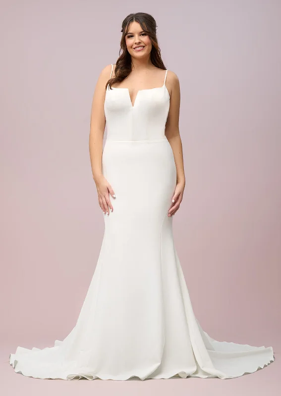 Selby Rae Diamond Addison Sample Sale Modern Lace Gown