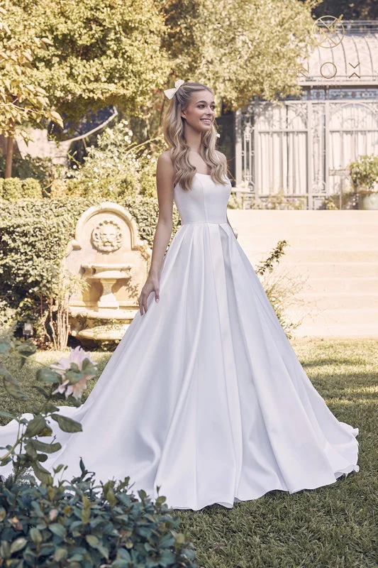 Unveil Your Timeless Charm with Nox Anabel: The Wedding Dress of Dreams Elegant Lace Gown