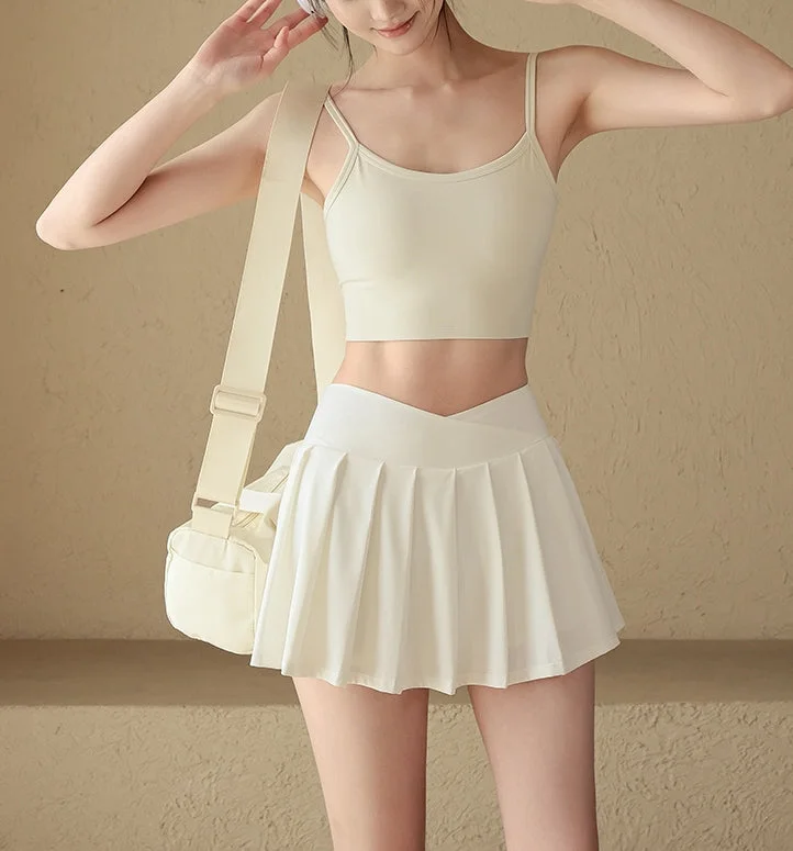 Pleated sports skirt (ready stock in white (S)/ 4 colours) Trendy new unclassified skirts