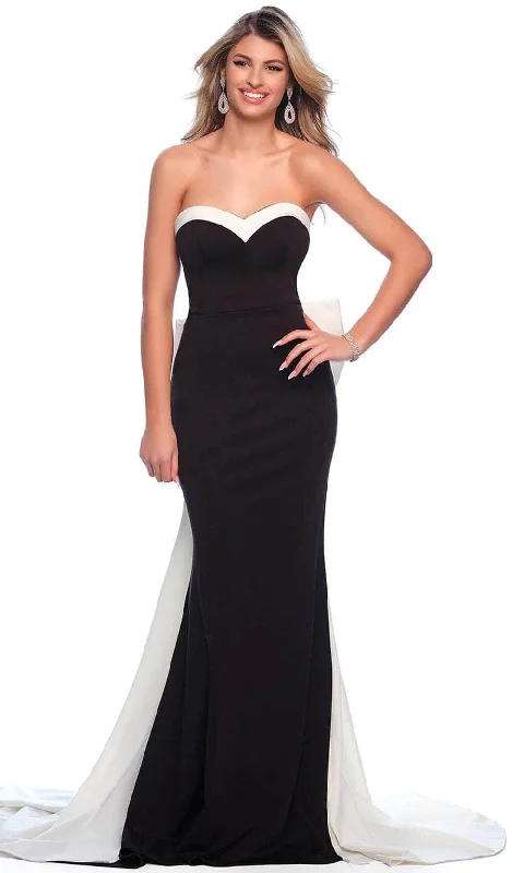 Dave & Johnny 11410 - Bow Detail Sweetheart Evening Dress Birthday party dresses