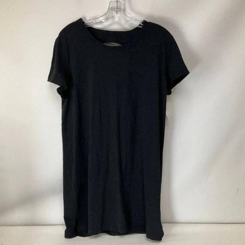 Athletic Dress By Lululemon In Black, Size: 8 Smocked unclassified dresses